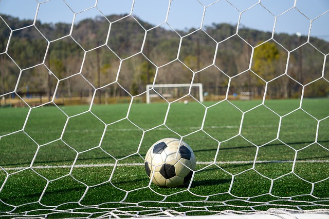 道路绝不是 道路绝不是